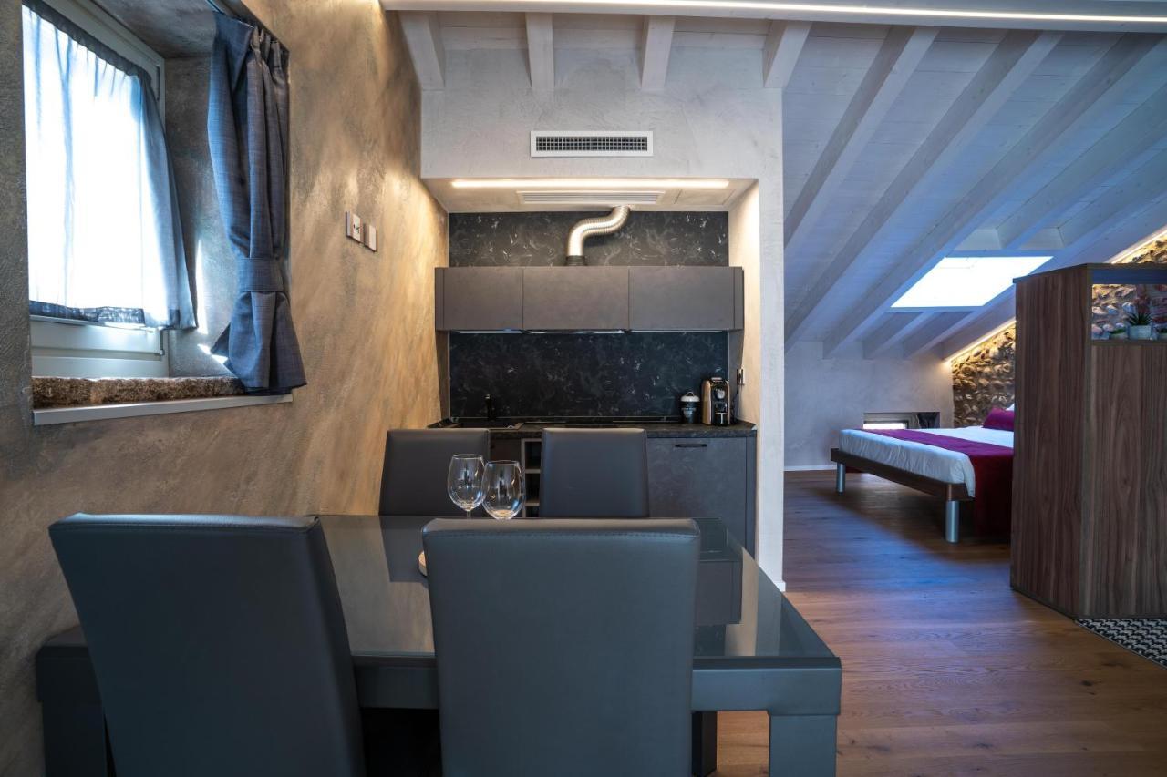 Loft Roby Lägenhet Peschiera del Garda Exteriör bild