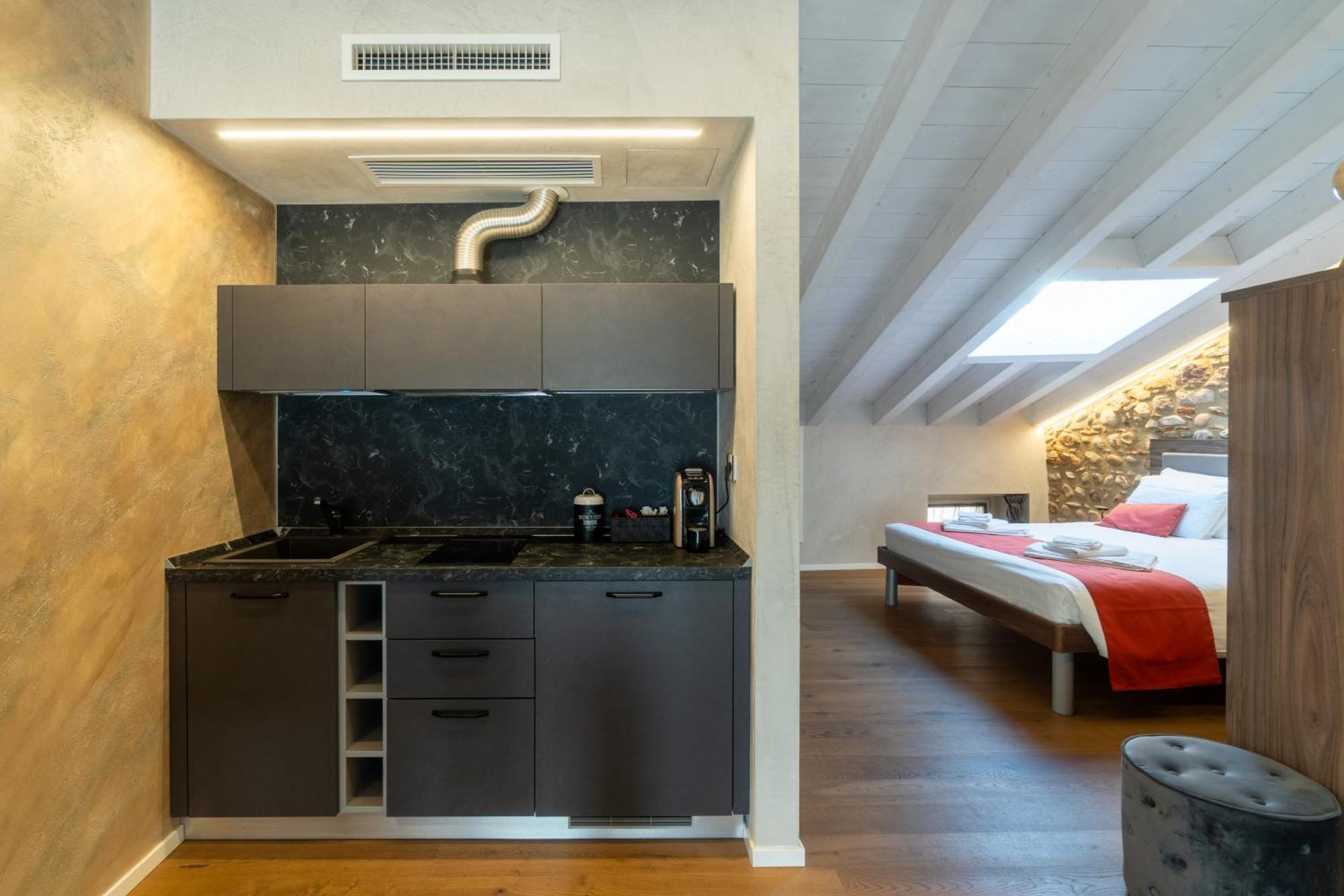 Loft Roby Lägenhet Peschiera del Garda Exteriör bild